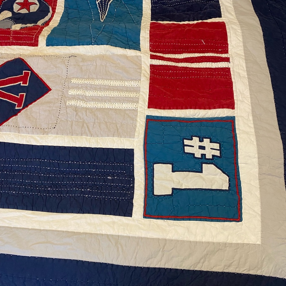 Pottery Barn Full Sports-Themed Patchwork Quilt - Picture 7 of 16
